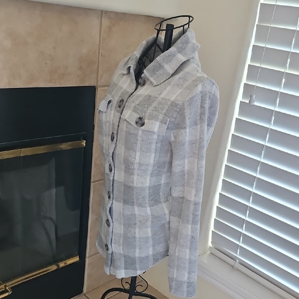 Gray Plaid Button-Up Jacket - Picture 3 of 3